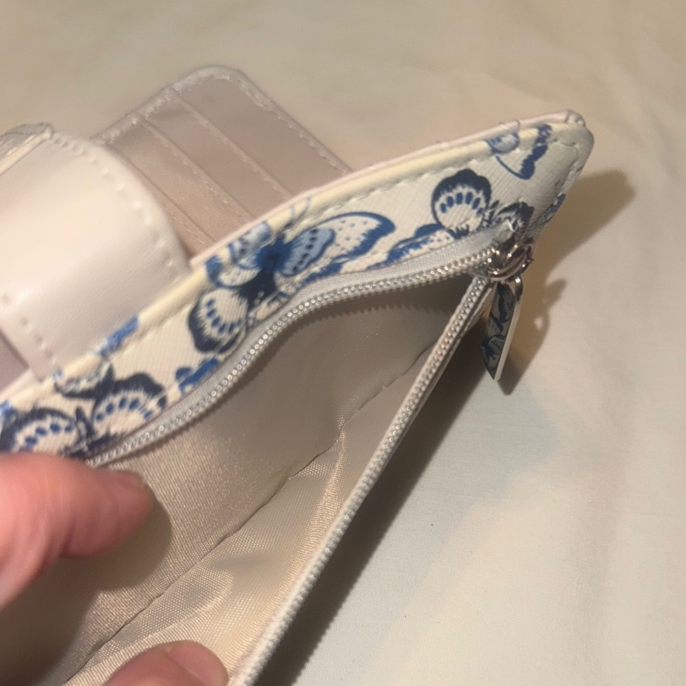 Floral Blue and Cream Butterfly Women’s Wallet - Picture 4 of 5